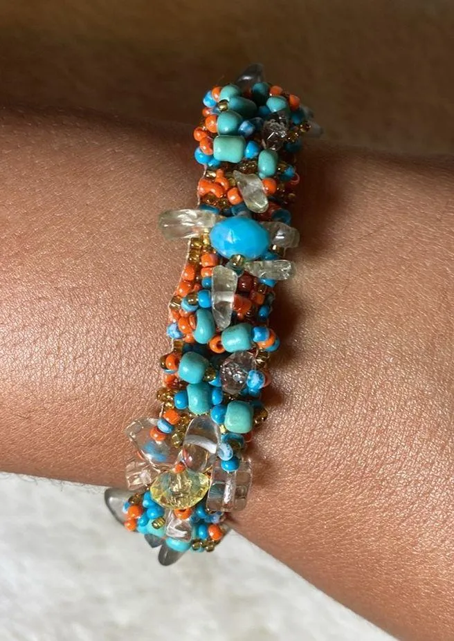 Micro beaded Sea Glass Bracelet EUC Toggle Orange - Image 4