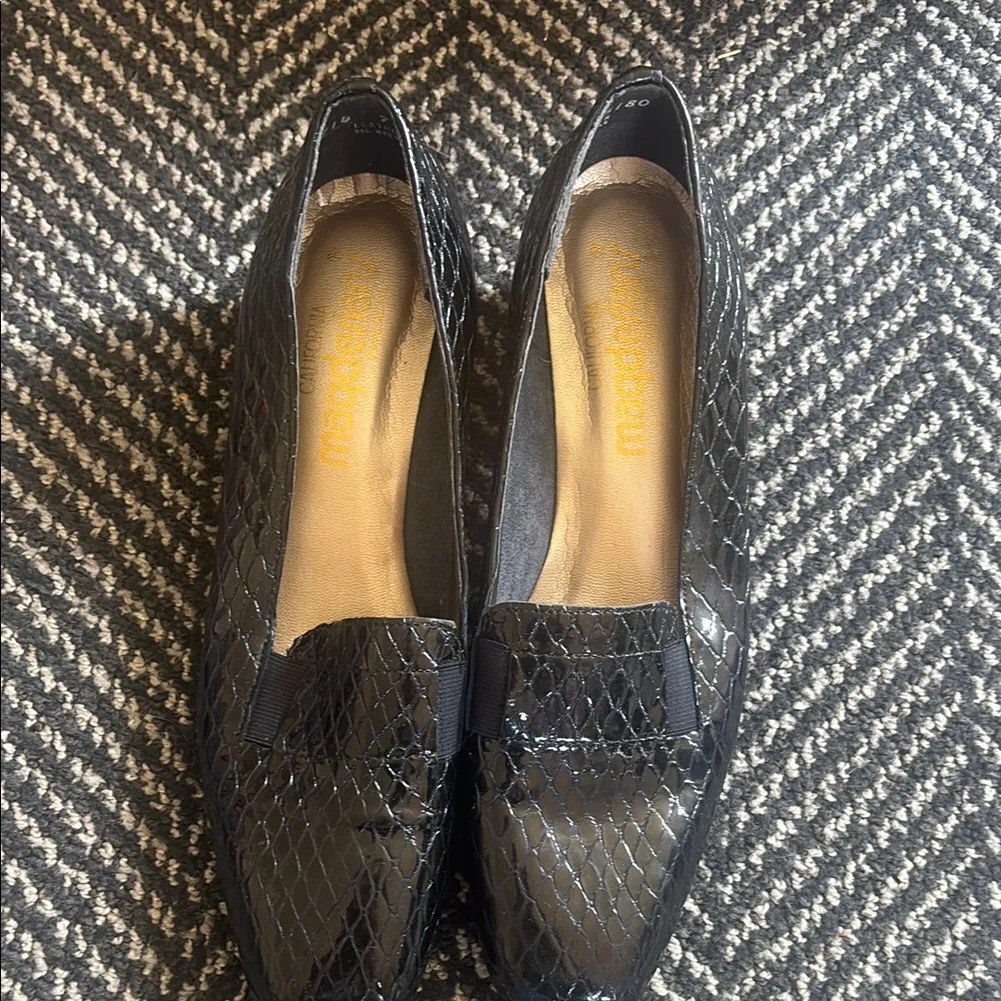 California magdesian Elegant Black Loafers Size 7 - Image 2