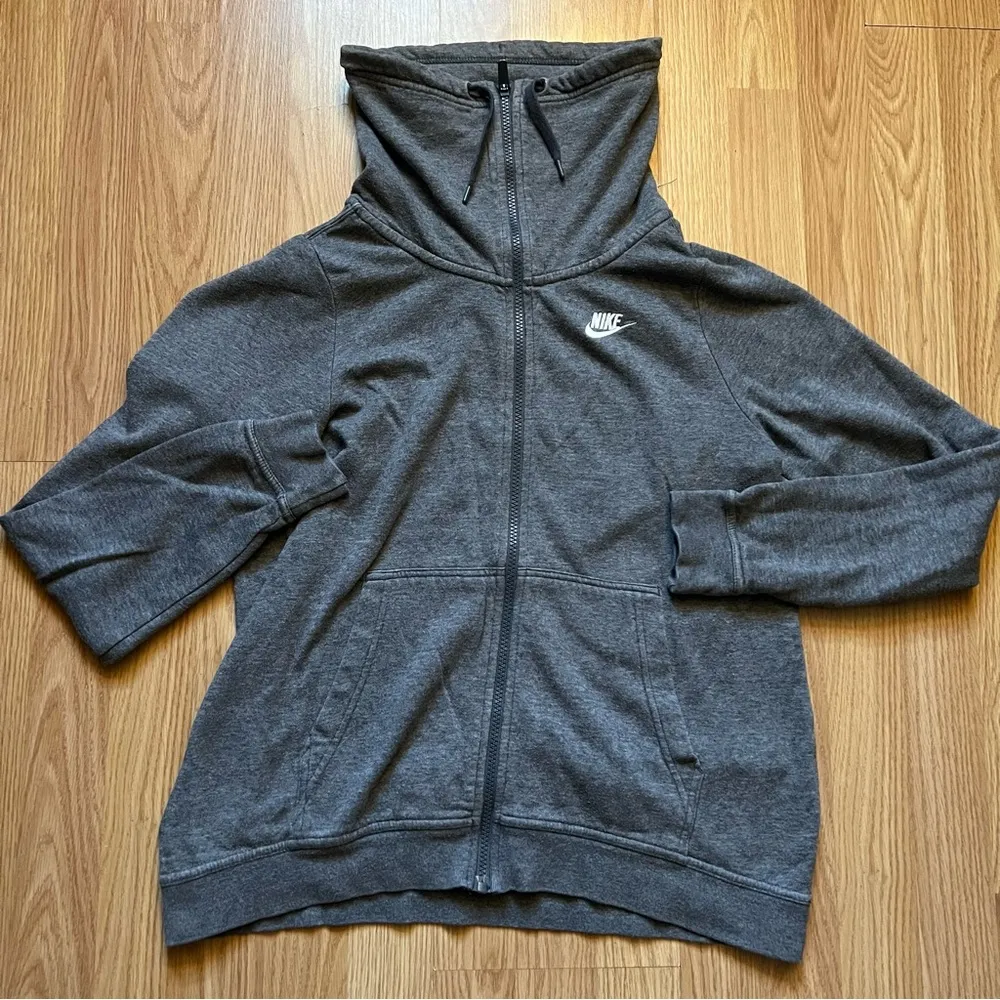Nike Sweatshirt Full Zip Gray Jacket Womens Size S Funnel Neck Pullover Training - Image 2
