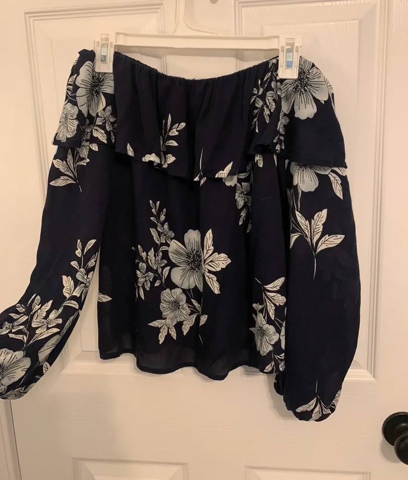 Off The Shoulder Top - Image 4