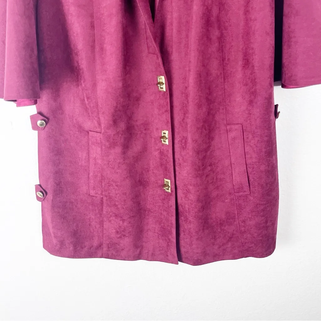 MJ SEATTLE Crimson Red Gold Clasp Front Closure Open Side Panels Batwings Jacket Size L - Image 15