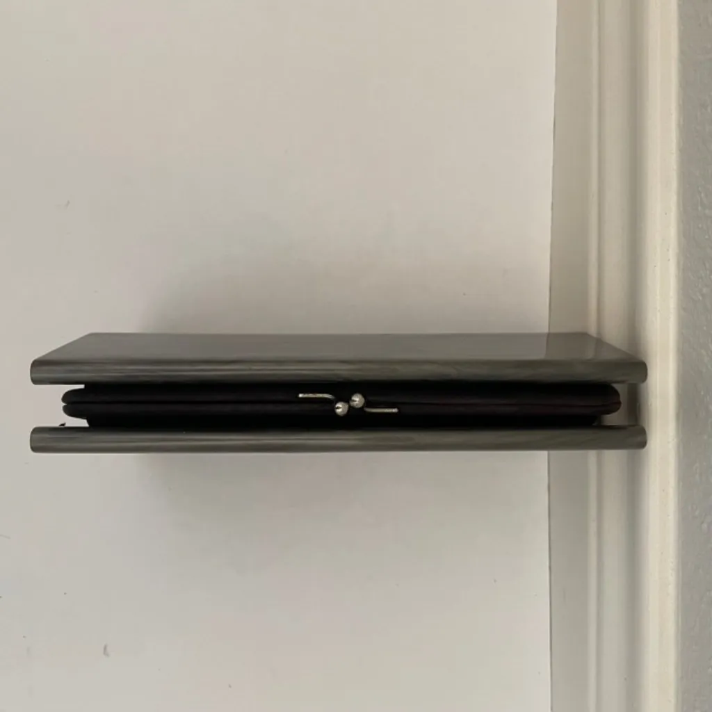 1950's Bakelite/Lucite Acrylic Oyster Gray Box Clutch - Image 2