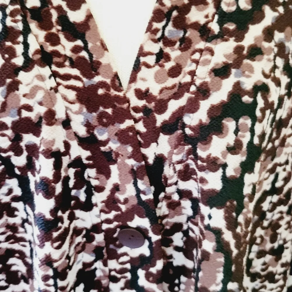 27. Liz Baker printed single button cardigan size xl - Image 3