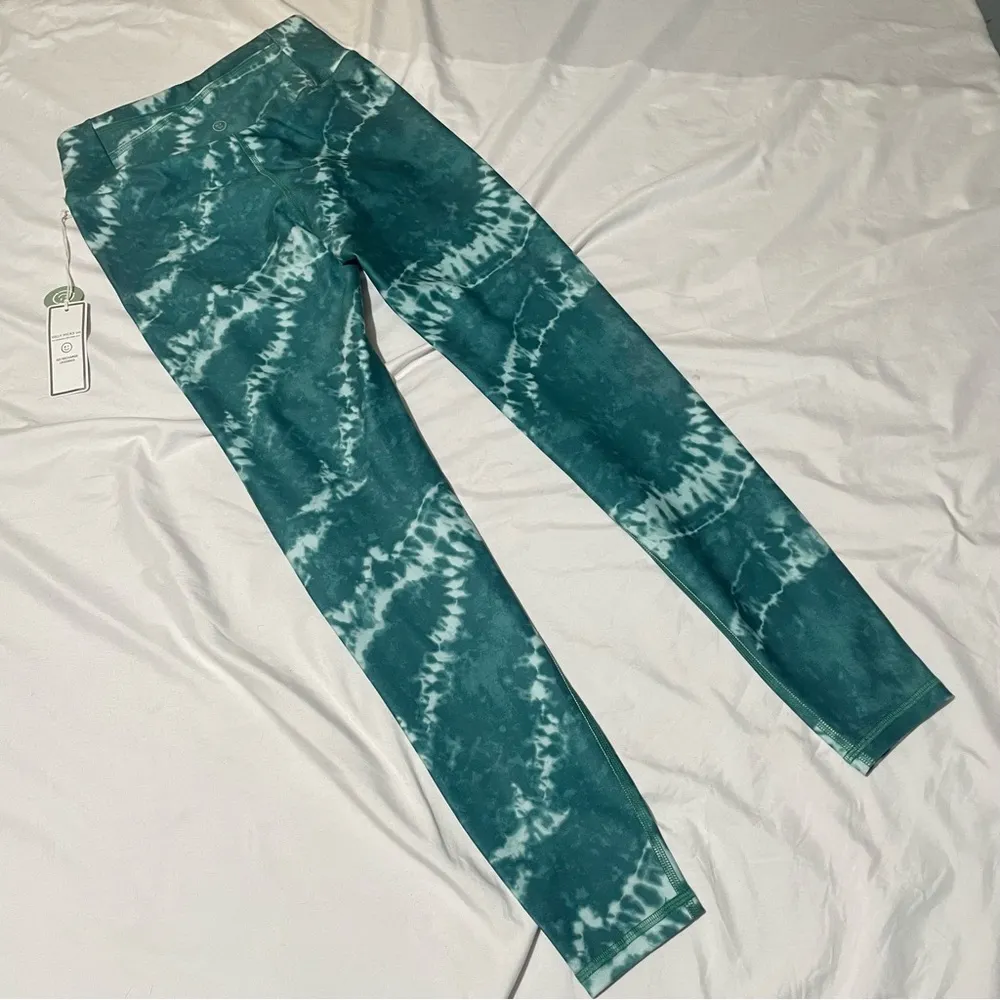 Gilly Hicks Leggings - Image 3