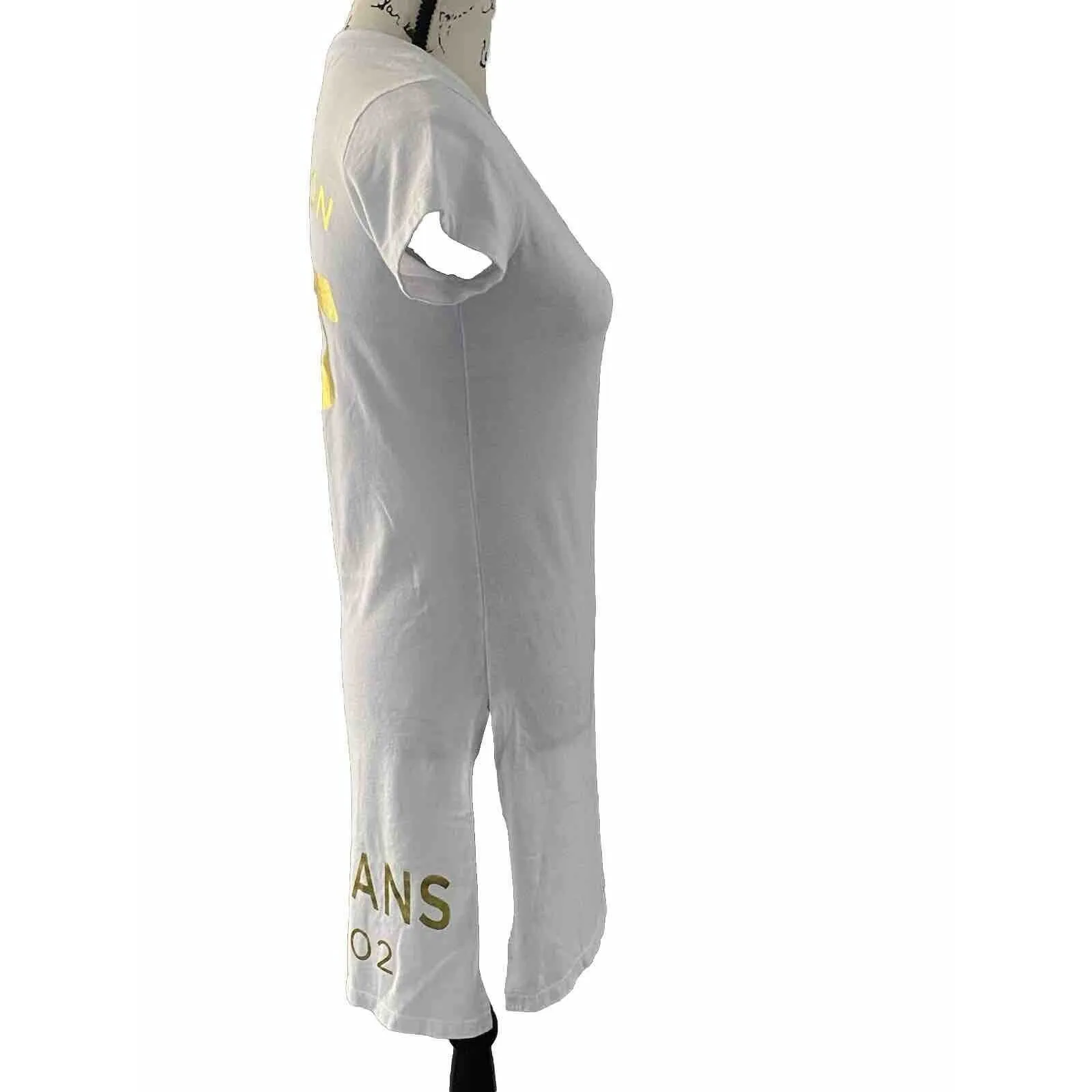 True Religion Women's Circle Horseshoe Gold Metallic Foil Logo T-Shirt Xs/tp EUC - Image 5