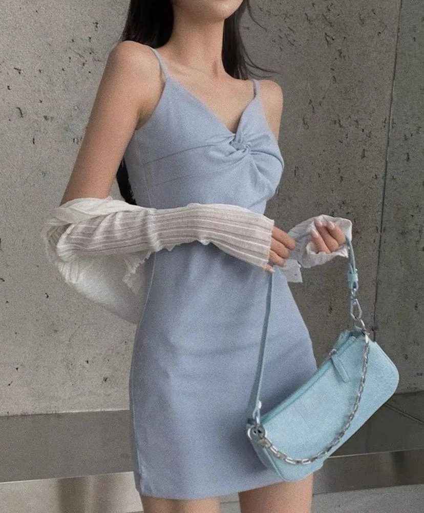 V neck knot style sleeveless dress Size XS - Image 2