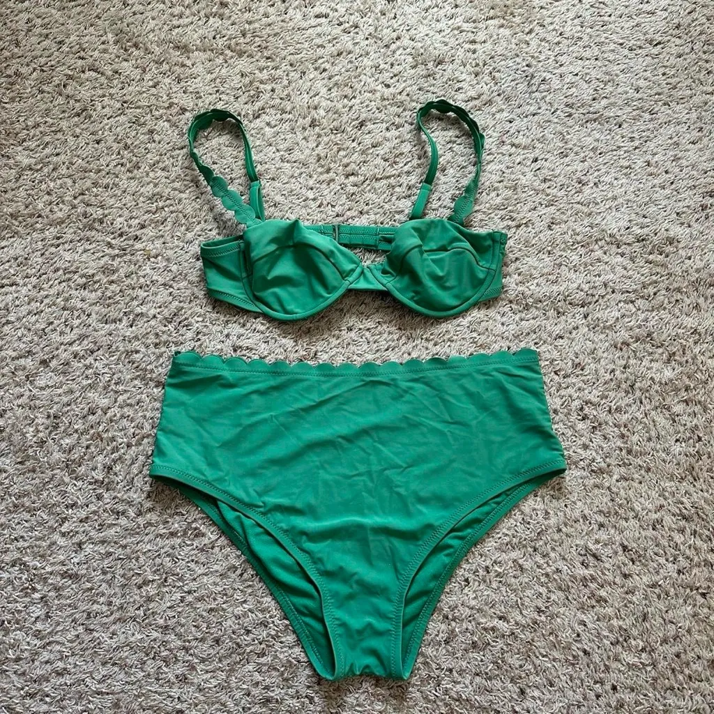 RHODE x Target Green Scallop Trim Two-Piece Swimsuit Women's Sz XL Bottom/L Top - Image 3