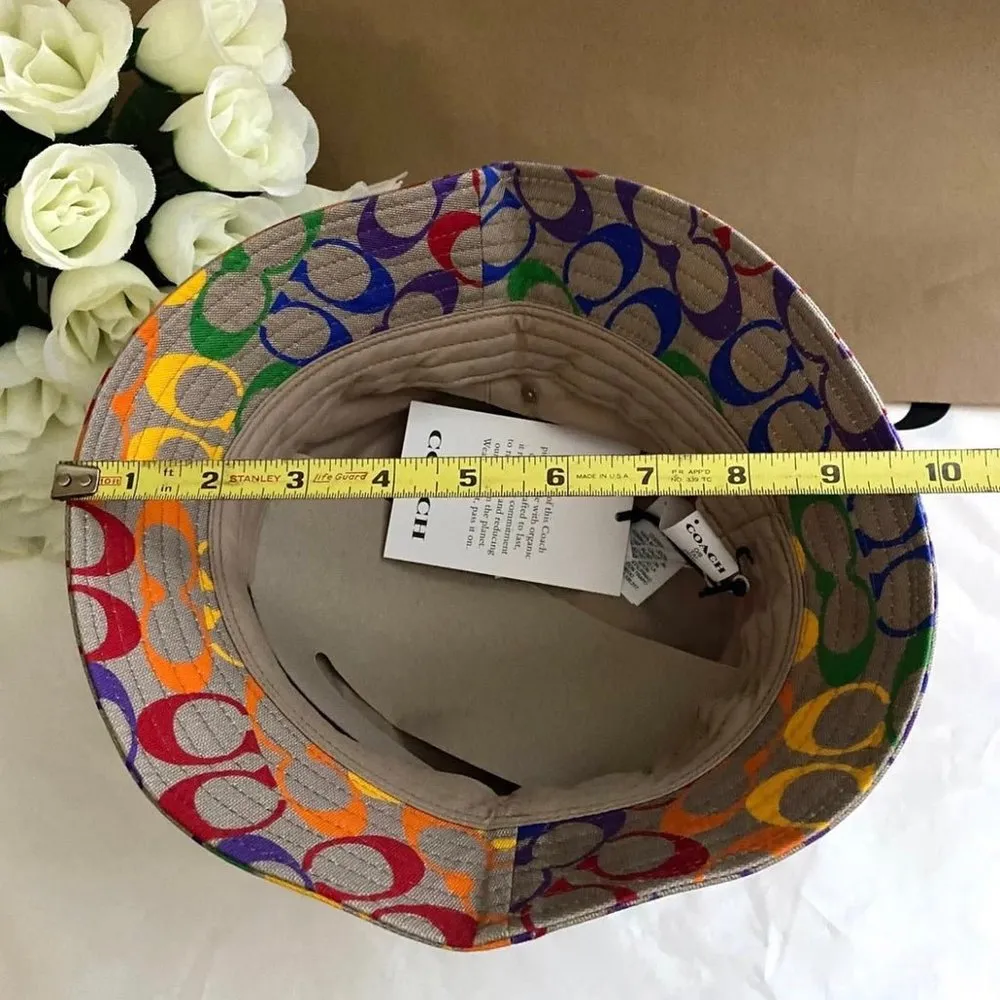 coach rainbow signature Bucket Hat C9122 - Image 9