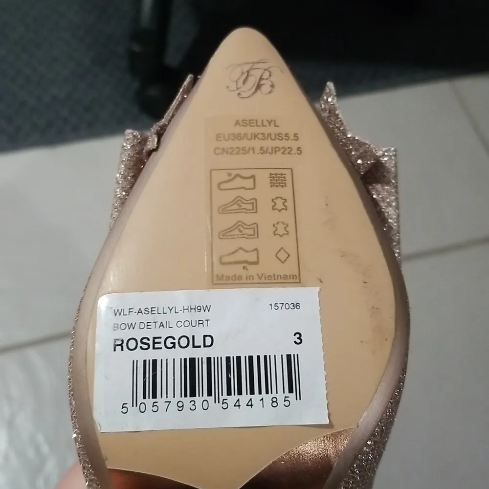 💕TED BAKER💕 Aellyl Bow Detail Court Heels ~ Rose Gold 36 EU - Image 6