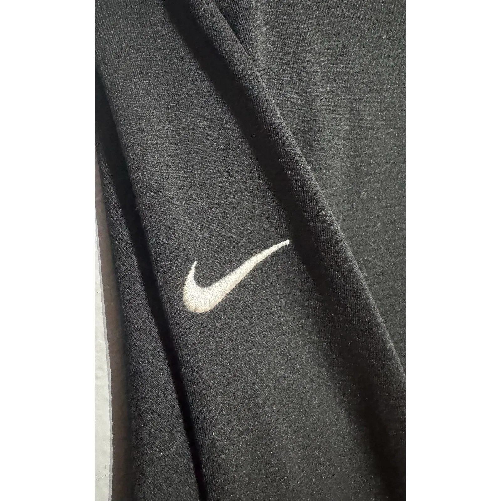 Nike Women's  Dri-Fit Zip Up  GOLF Jacket  - Women's Jacket Size MEDIUM - Image 5