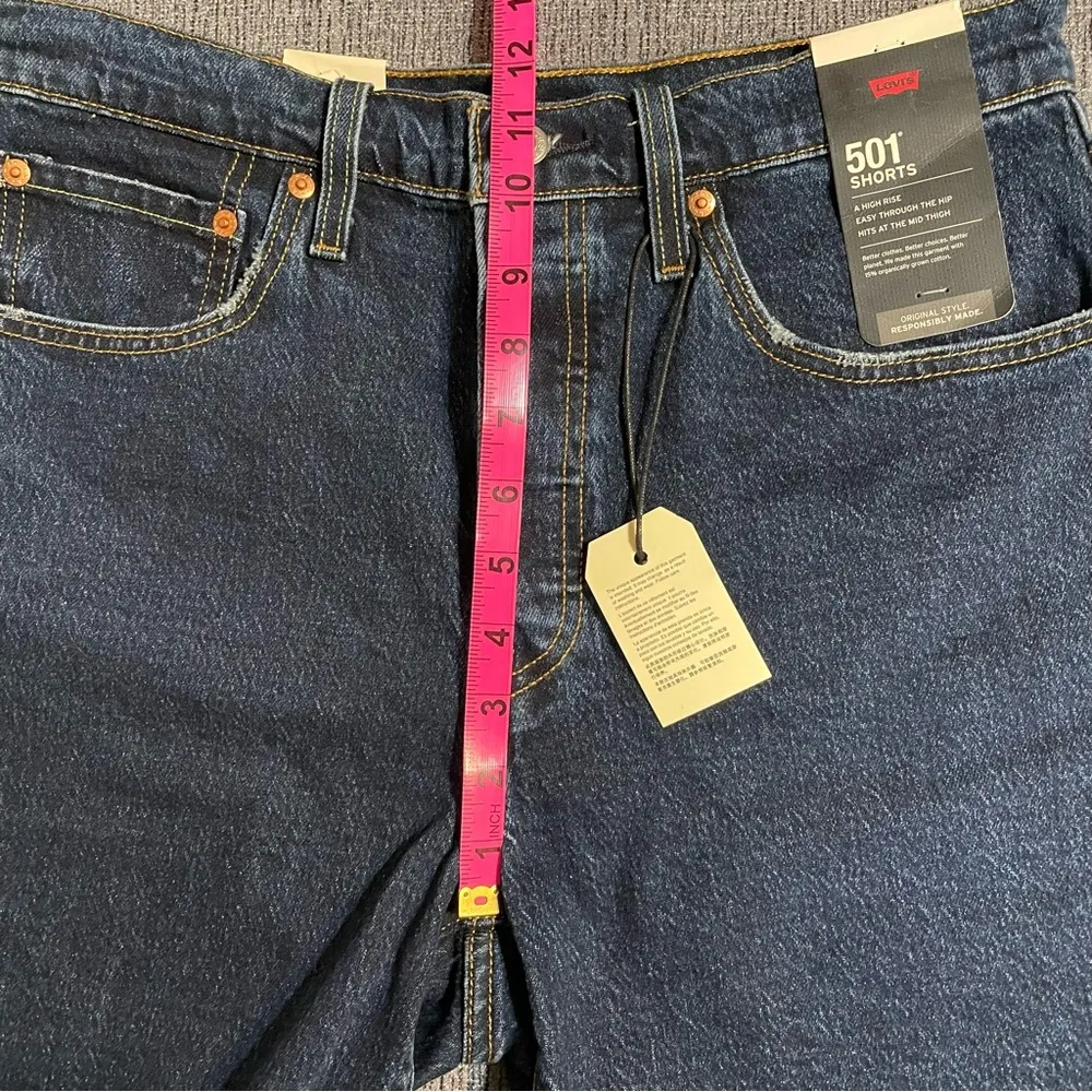 Levi’s 501 Mid Thigh Women’s Shorts - Image 15