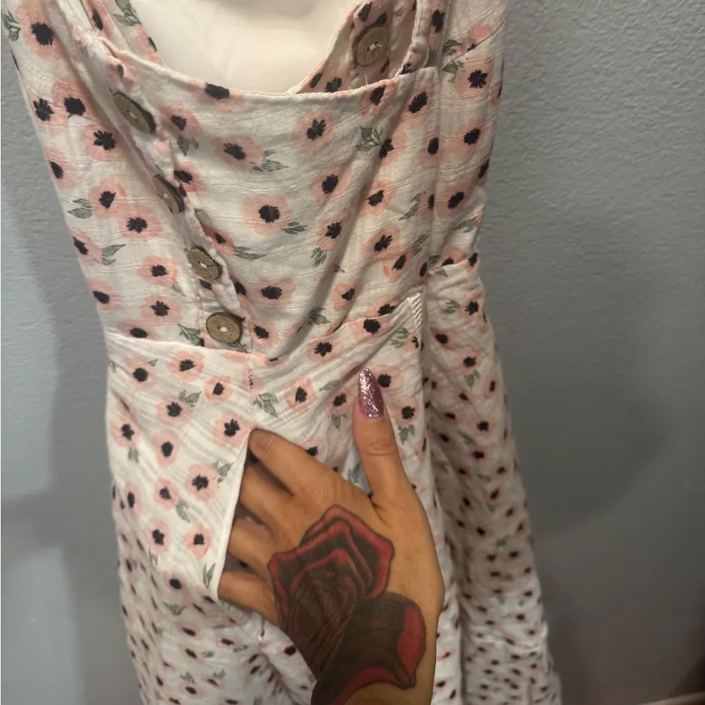 Hutch
Printed Belle Dress - Image 9