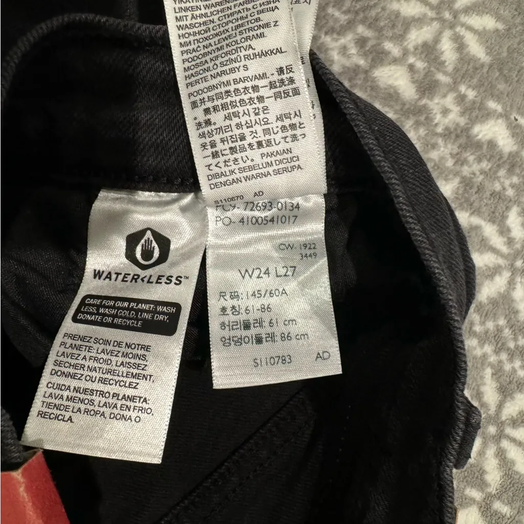 NWT Levi's Ribcage Straight Ankle In Just‎ A Sec High Waist Size 24 - Image 4