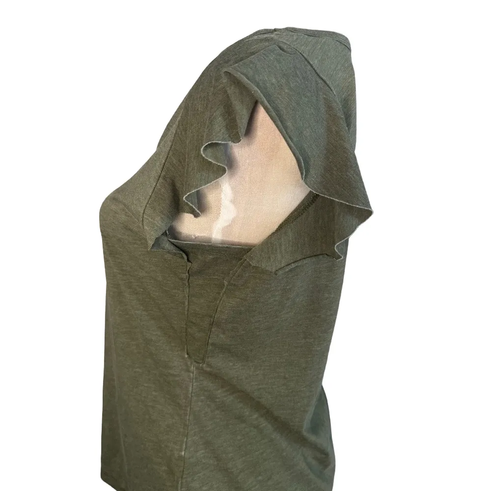 Time and Tru Women's Ruffle Sleeve Tank Green - Image 3