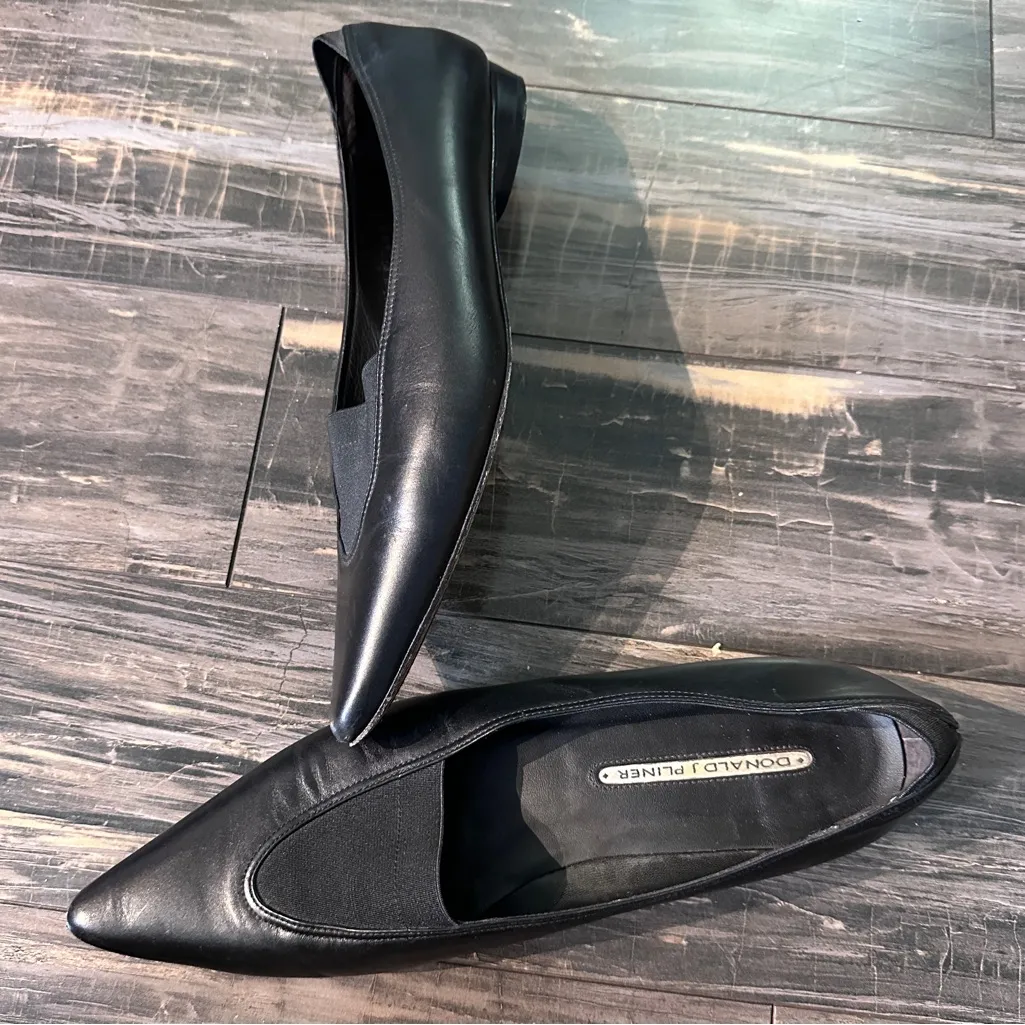 Donald Pliner Renee Black Loafers Flats, Flex Cutout ,‎ Pointed Nose, Size 9.5 M - Image 5