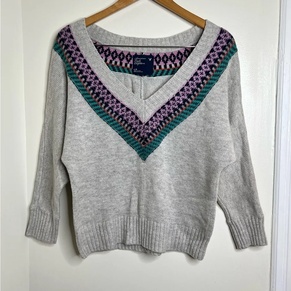 American Eagle Outfitters AEO Wool Blend Deep V Sweater Size Large Dolman Sleeve - Image 3