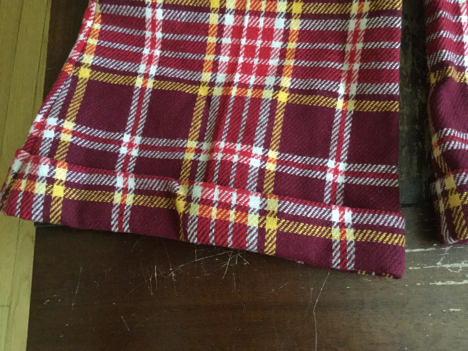 NWT Vintage Plaid Red Crop Pant - Sz 7 - Image 4