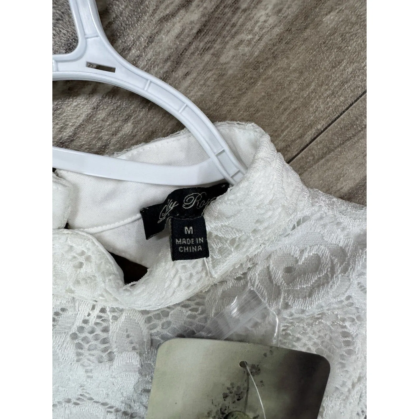 Lily Rose Dress Junior's Size M White|Black Lace Top Open Back Fit & Flare - Image 4