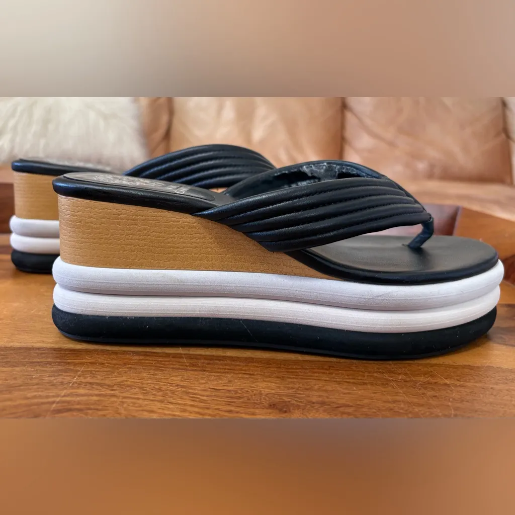 VINCE CAMUTO Perseena Black Leather Wedge Sandals - Image 3