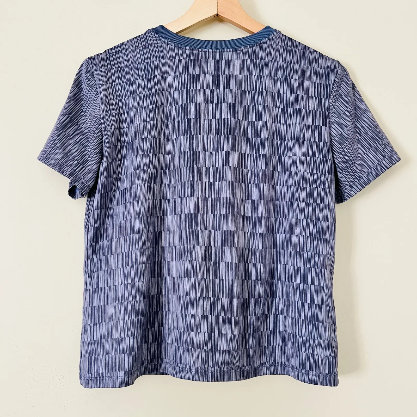 Patagonia Cropped Capilene Baselayer Tee Ice Blue Print Medium USA Made Shirt - Image 2