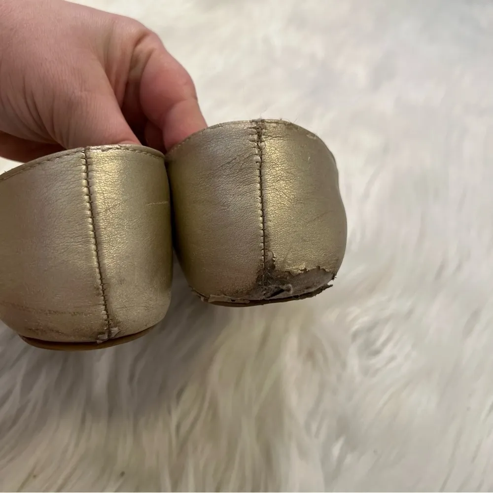 Kenneth Cole Reaction Quietly Flats Gold - Image 8