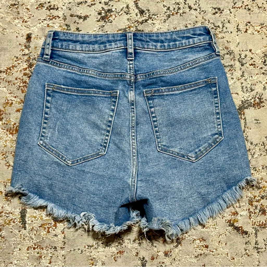 Free People We The Free Crvy Vintage High Rise denim cutoff shorts size 26 - Image 3