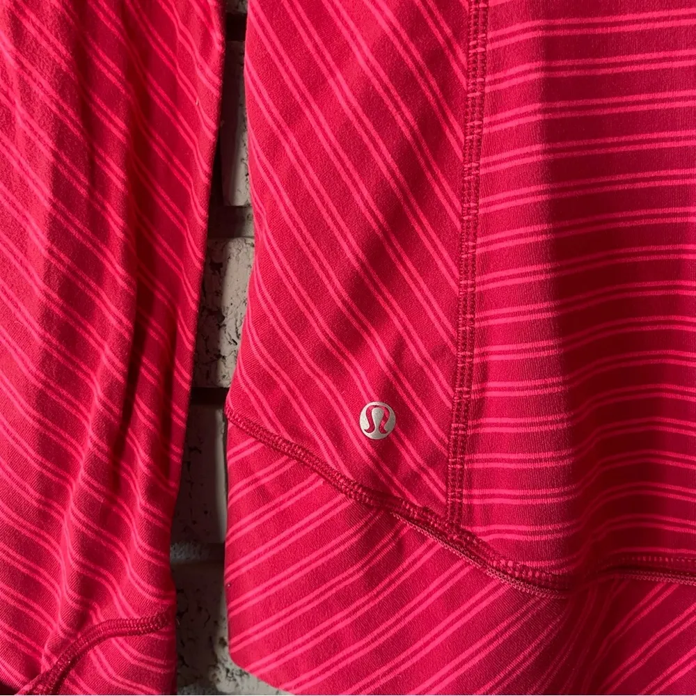 Lululemon Think Fast Pullover Pink Stripes 1/4 Zip Size 4 - Image 9