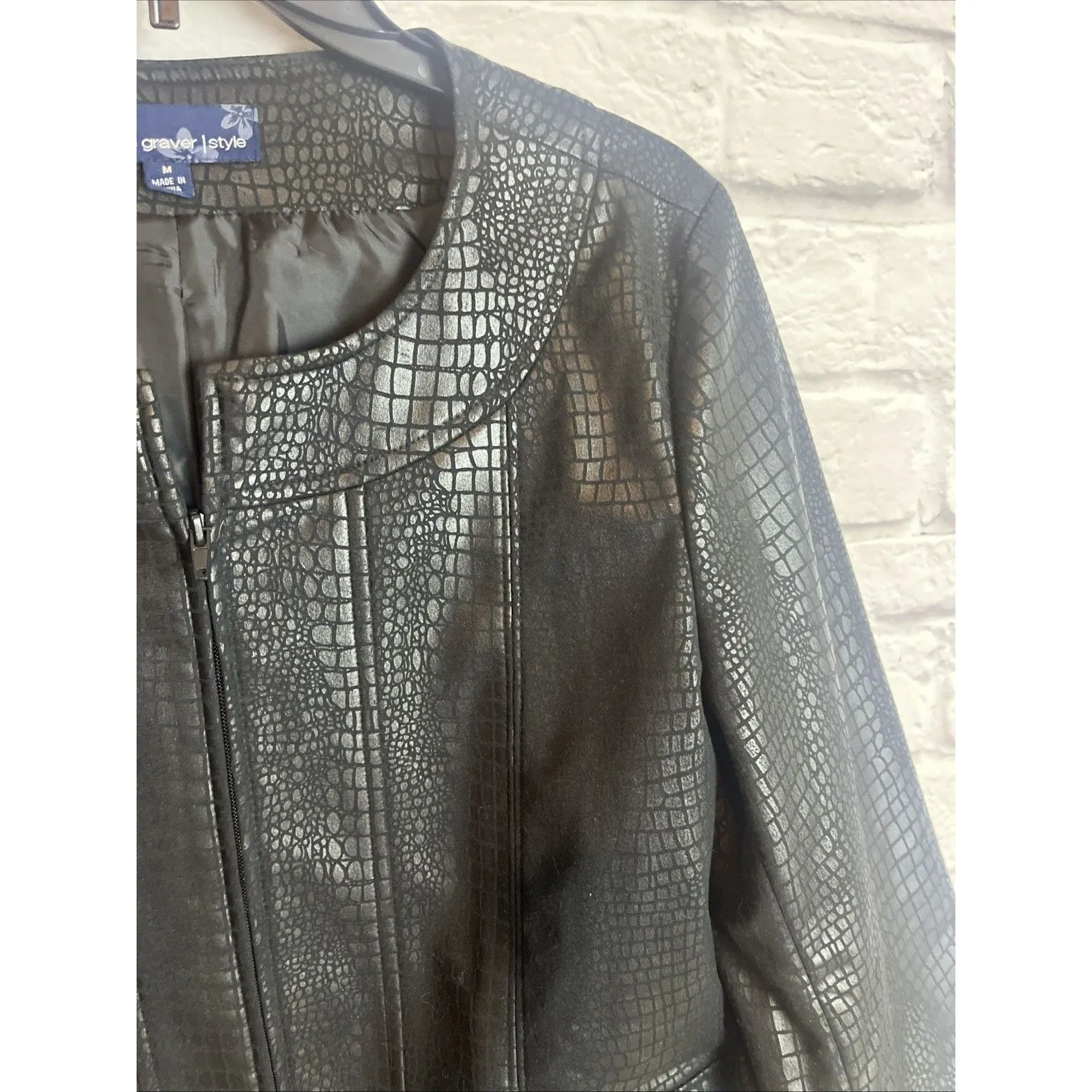 Susan Graver Women’s Faux Alligator Leather Zip Swing Chic Jacket Size Medium - Image 4