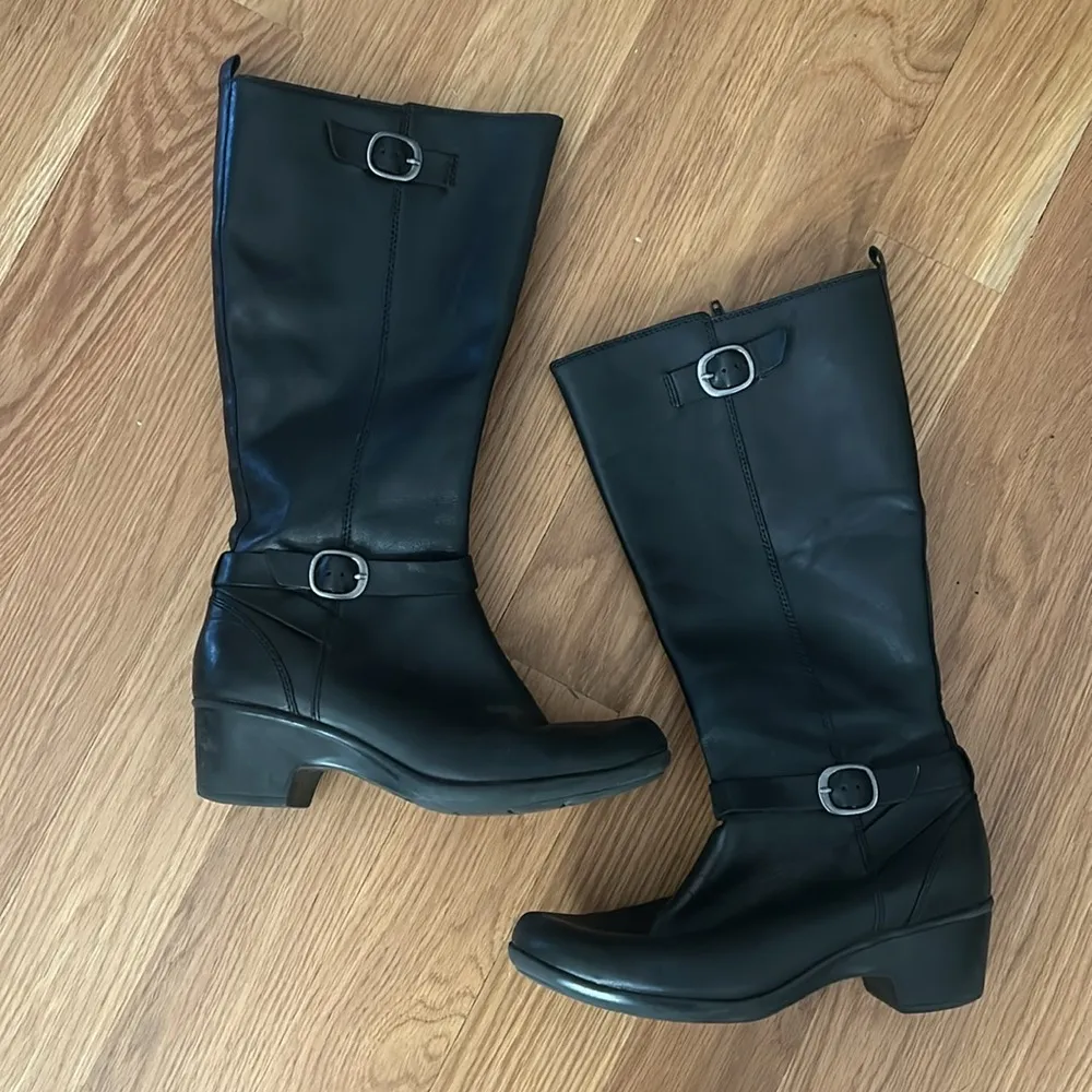 Clarks Malia Poplar Extended Calf Riding Boots Black Leather Heeled Boots Size 8 - Image 3