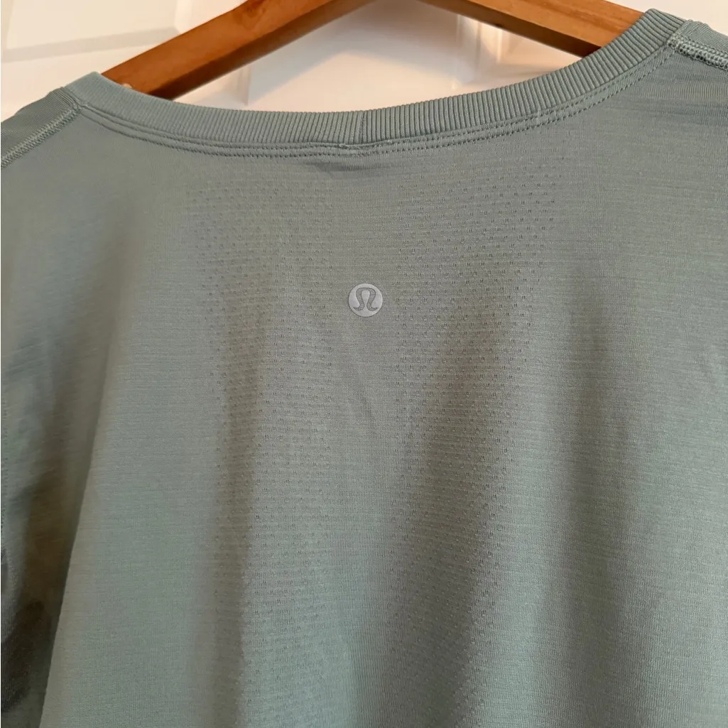 Lululemon Swiftly Tech Short Sleeve (Breeze) *Relaxed Fit Palm Court | Size 4 - Image 6