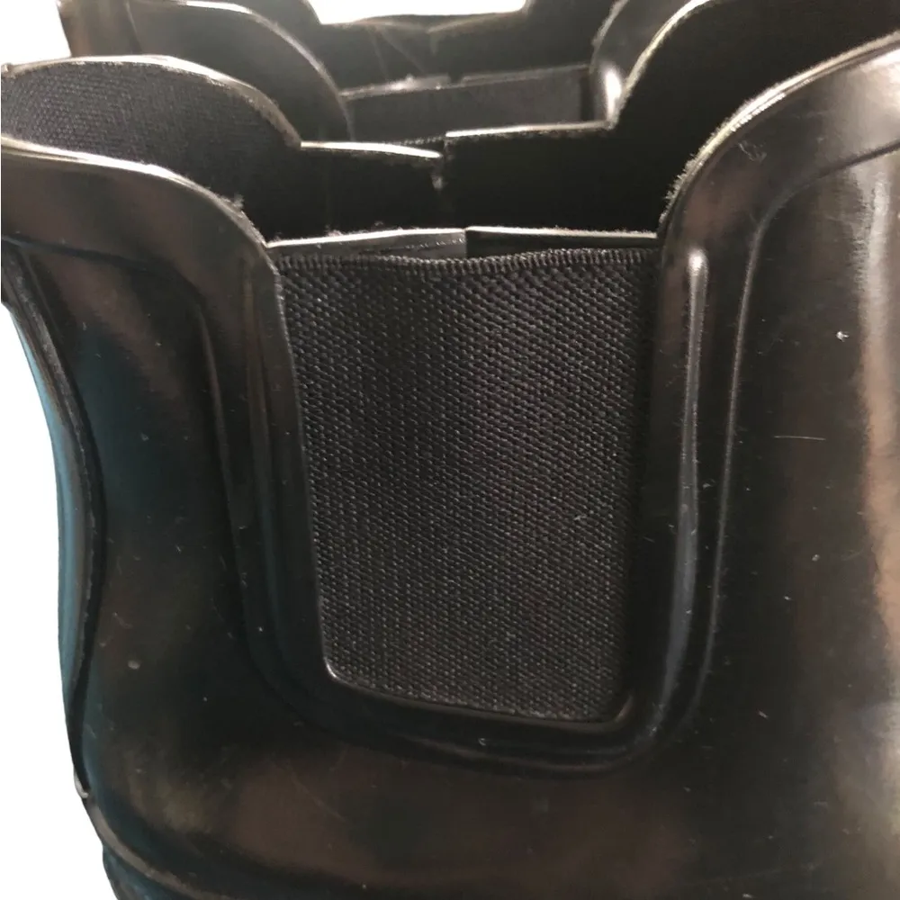 Short Chelsea Rubber Garden Boot Stretch Ankle Sz. 8 Shiny Black Flawed - Image 6