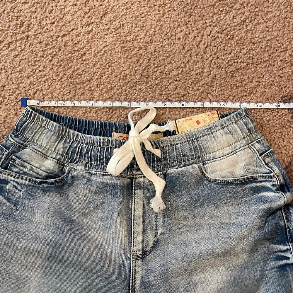 ELITE JEANS Ankle Length blue denim jeans with drawstring - Image 4