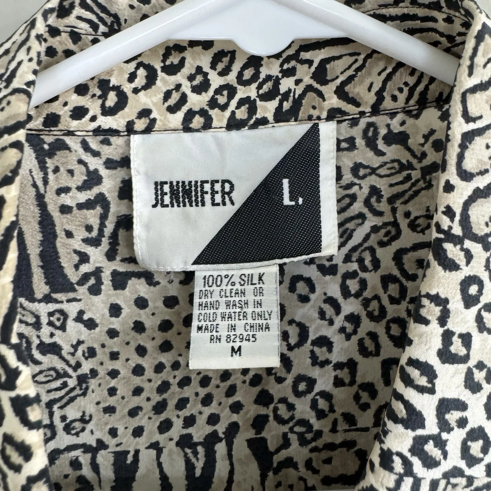 Vintage Jennifer L. 100% Silk Woman’s Blouse M Short Sleeve Button Up Leopard Brown Size M - Image 2