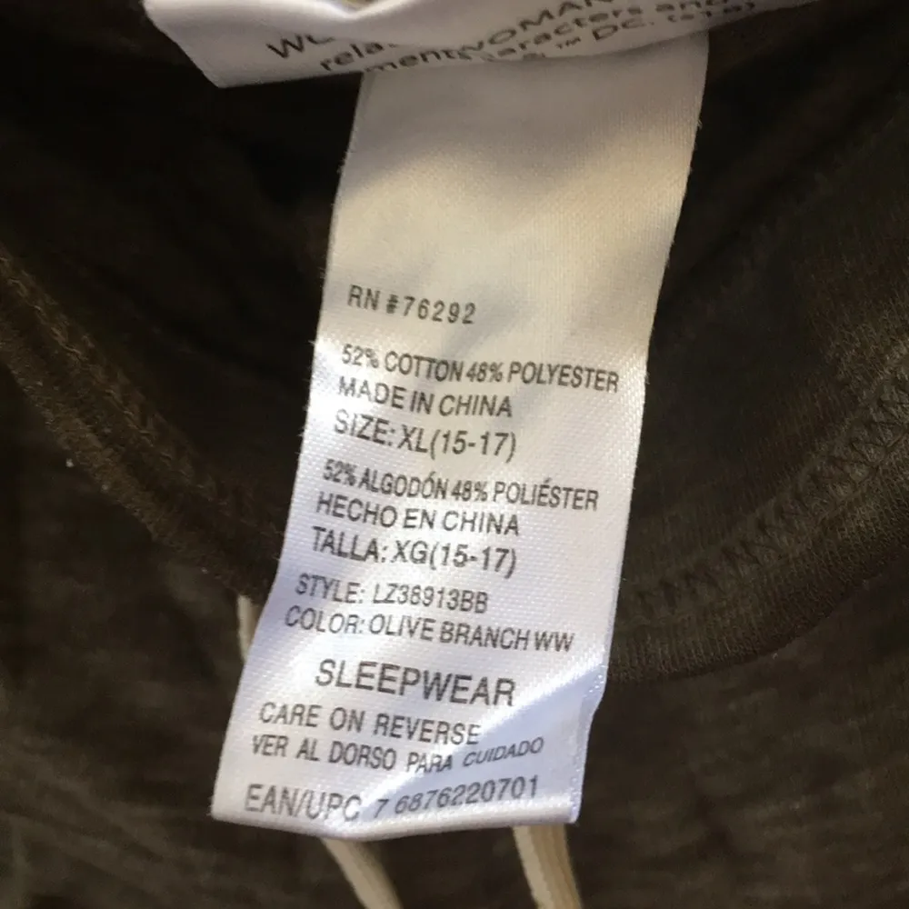 FINAL MARKDOWN Juniors’ Wonder Woman Sleep Shorts (XL 15 - Image 4