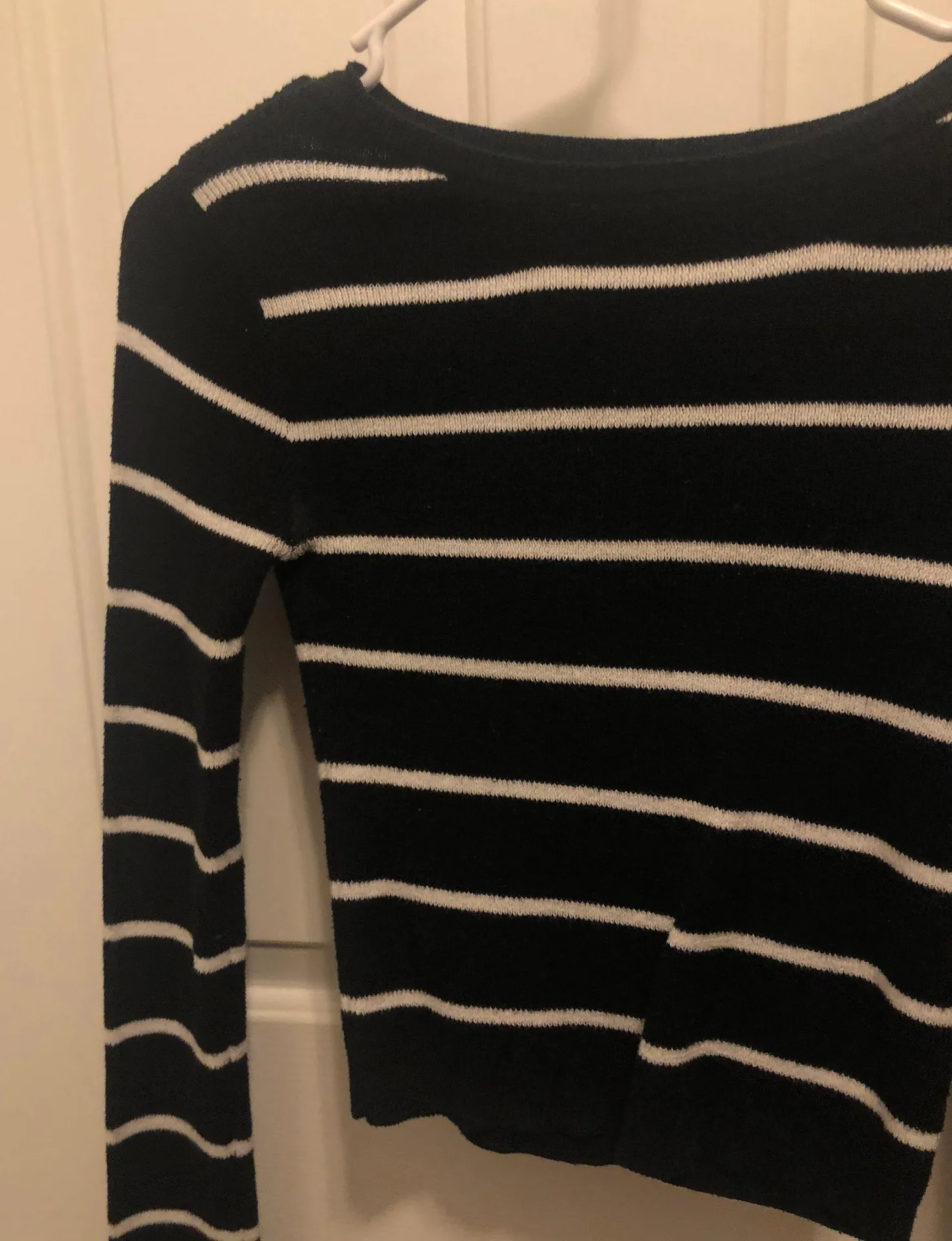 Cropped Sweater  - Image 3