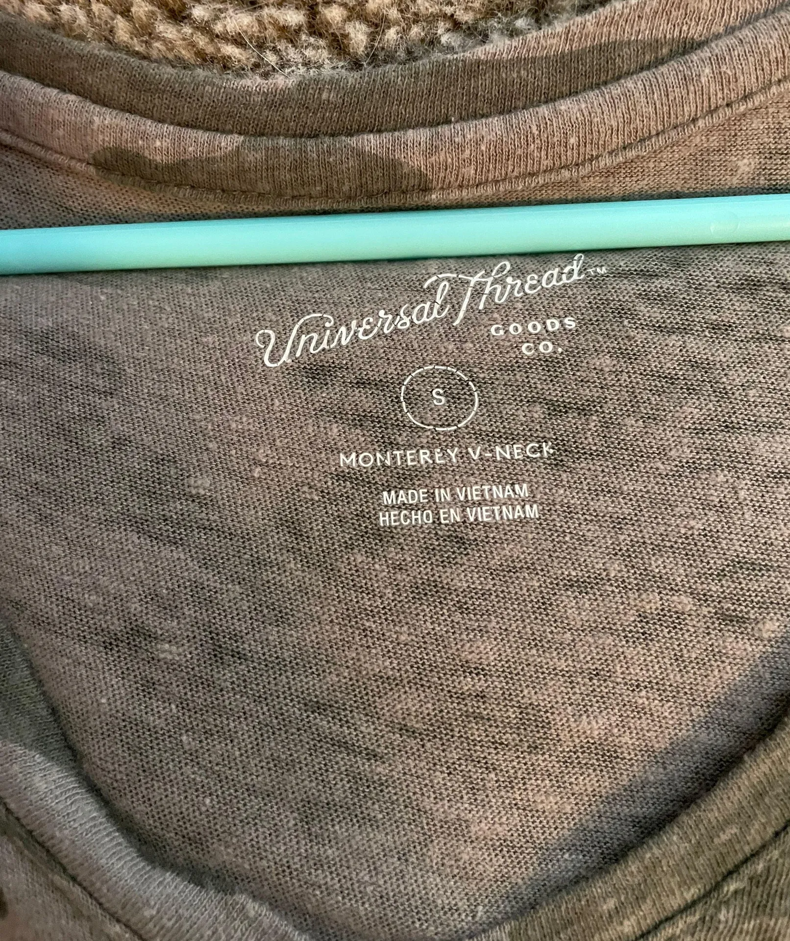 Universal Thread Green Camo Tshirt - Image 3