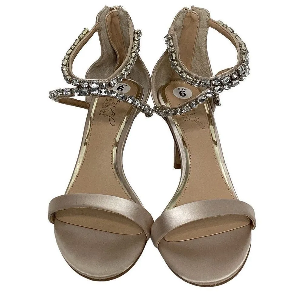 New. Womens Badgley Mischka sandal Heels. Retails $245 - Image 3