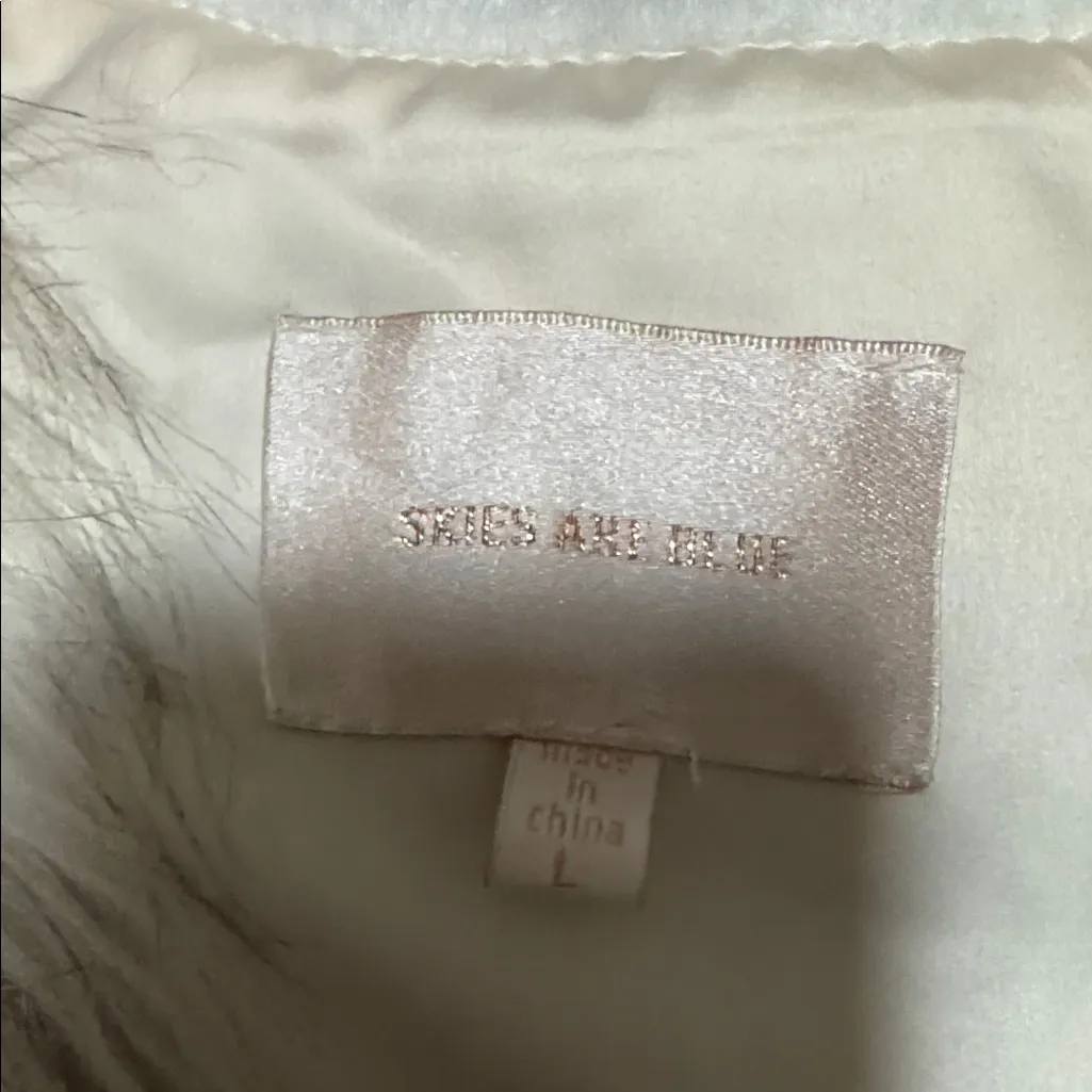 Skies Are Blue Faux Fur Vest in Brown and Cream - Image 2