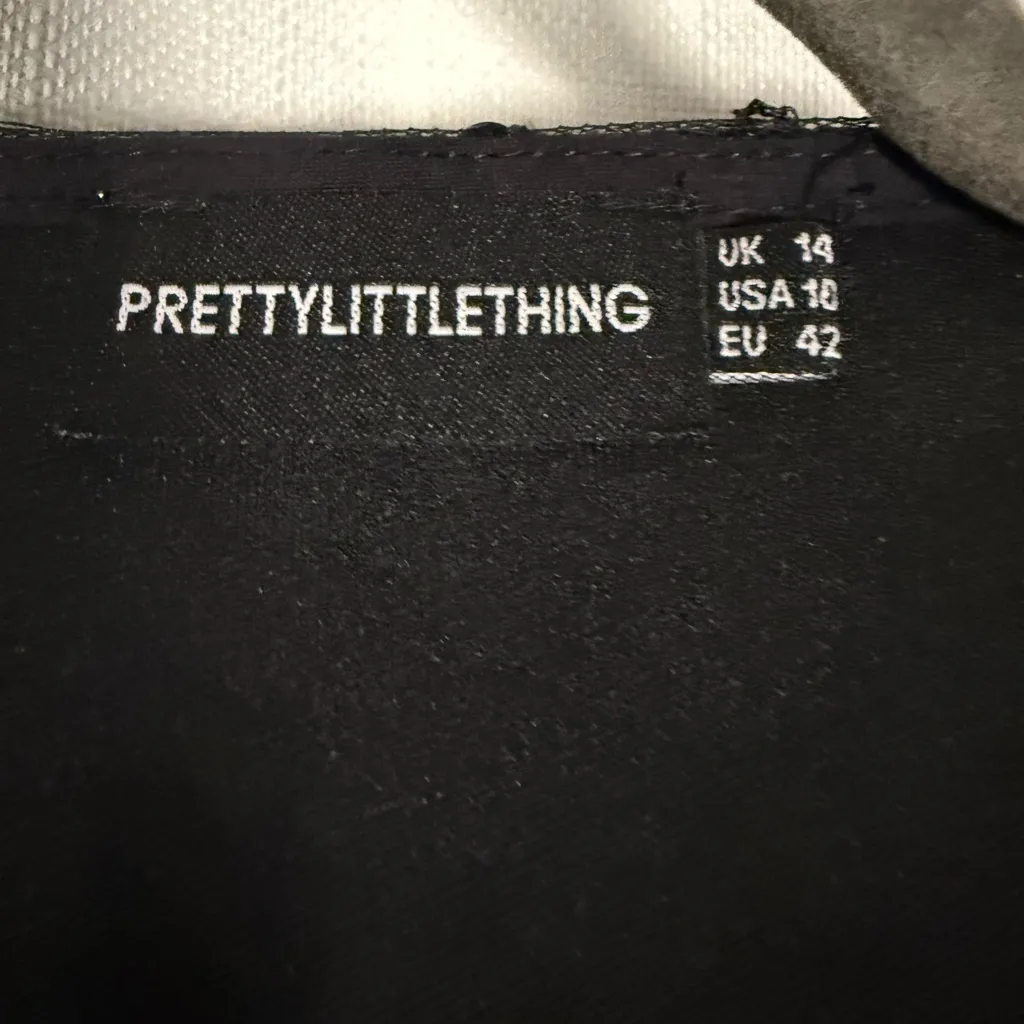 PrettyLittleThing Black Sequin Fringe Long Sleeve Playsuit Romper Size 10 - Image 7