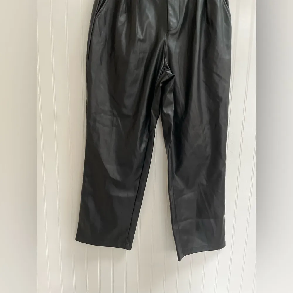 WHO WHAT WEAR Vegan Faux Leather High Rise Belted Pants in Black Size 8 - Image 5