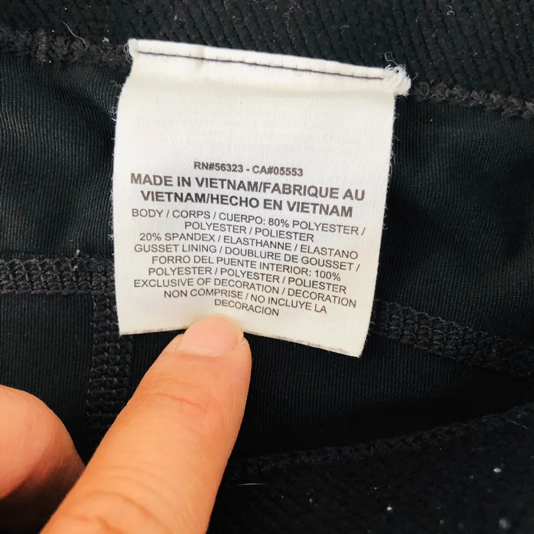 Pro Black Cropped Leggings - Image 5