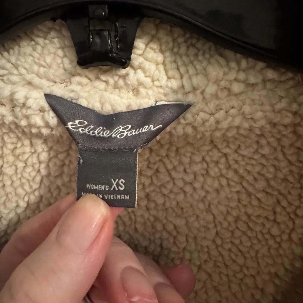 Eddie Bauer Oversized Snow Lodge Faux Shearling Lined Wrap Cardigan Purple  XS - Image 4