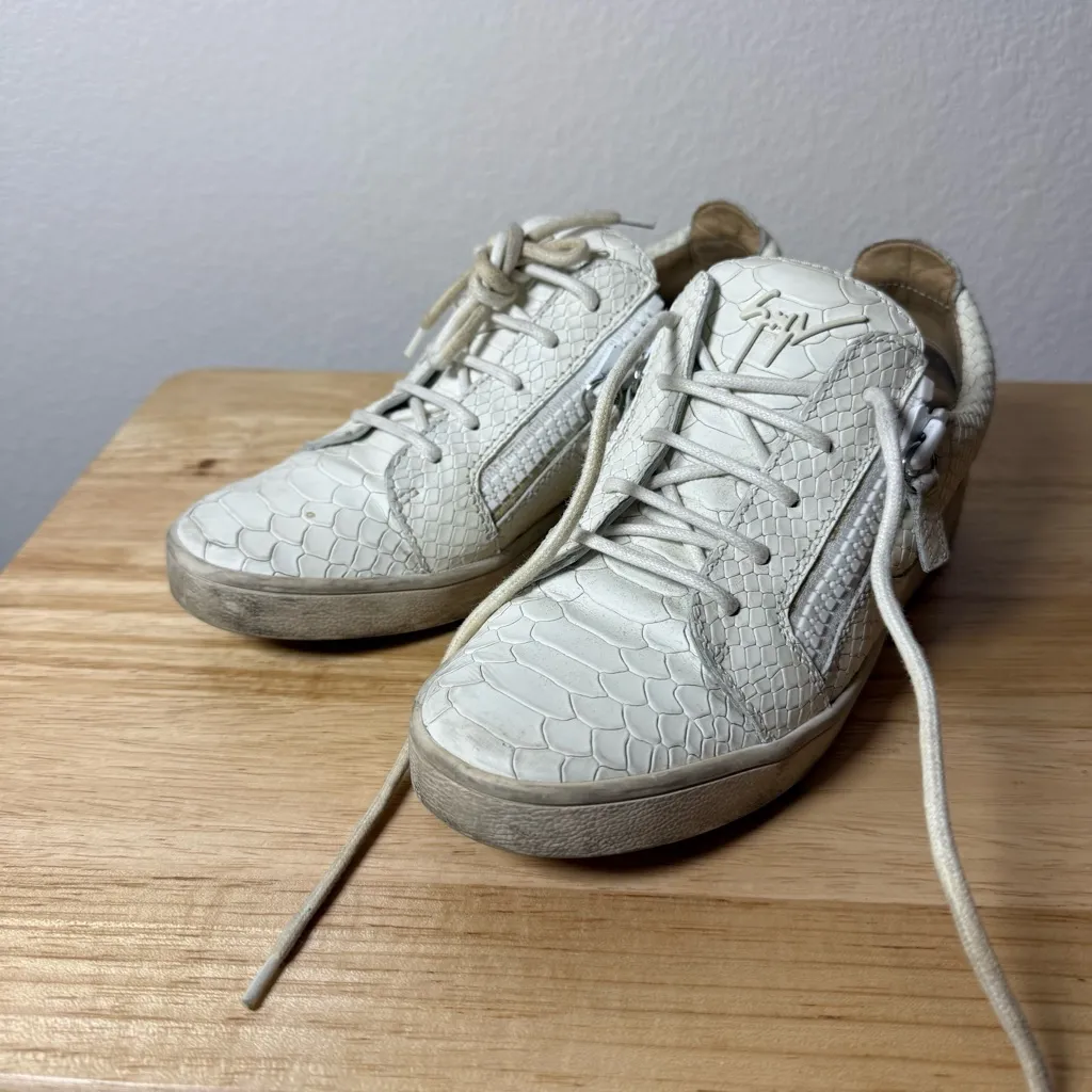 Giuseppe Zanotti Women’s Frankie Embossed Leather Sneakers in White/Ivory Size 7 - Image 7