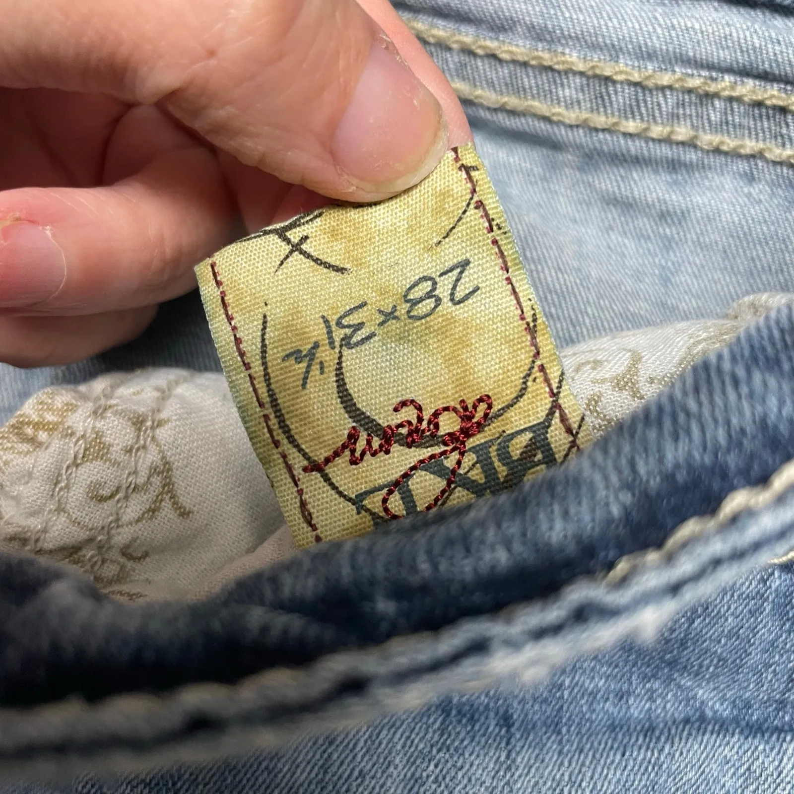 BKE Jeans Taylor Straight Size 28 Buckle Denim Light Medium Wash Distressed - Image 6