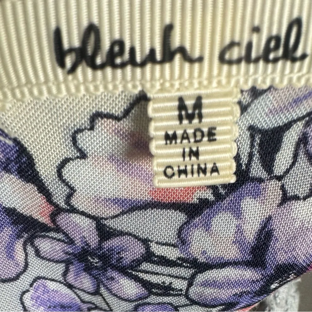 Francesca’s bleu ciel smocked floral cutout back midi dress size medium - Image 5