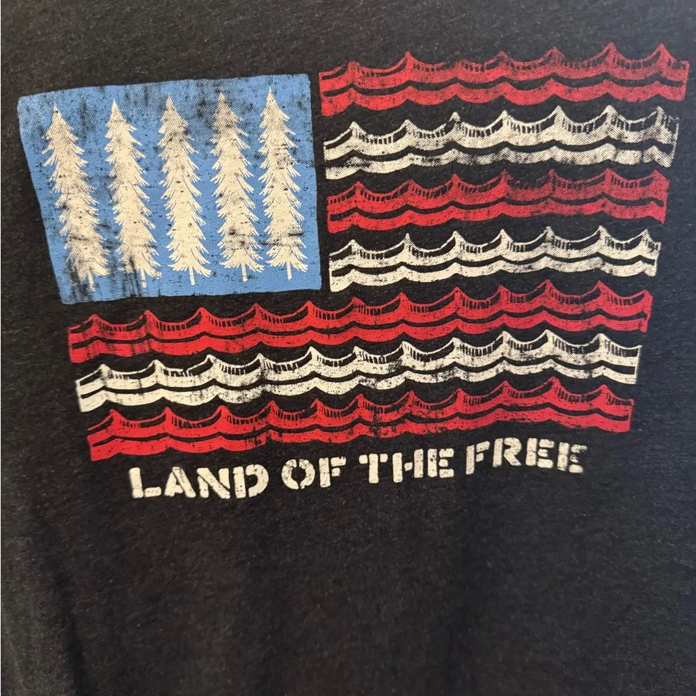 State of Mind Red/White/Grey/Navy American Flag Tshirt Women’s Size L Red Size L - Image 2