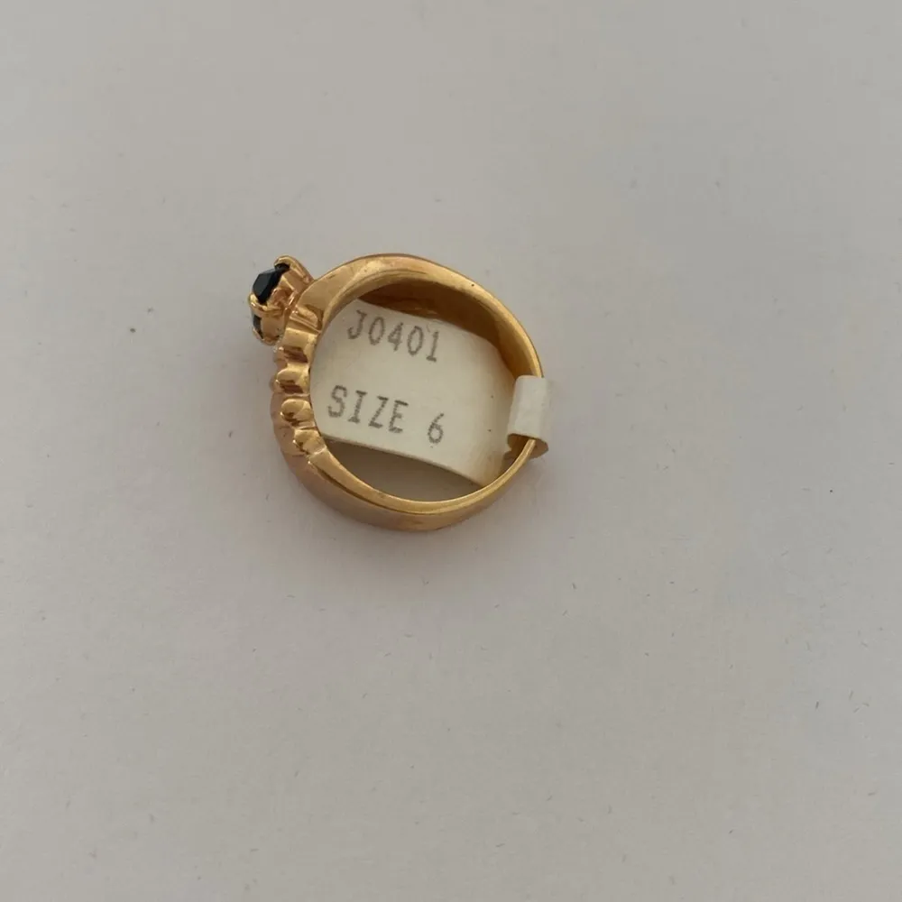 Size 6 Navy Marquise Twisted 14kt Gold Plated Ring - Image 3