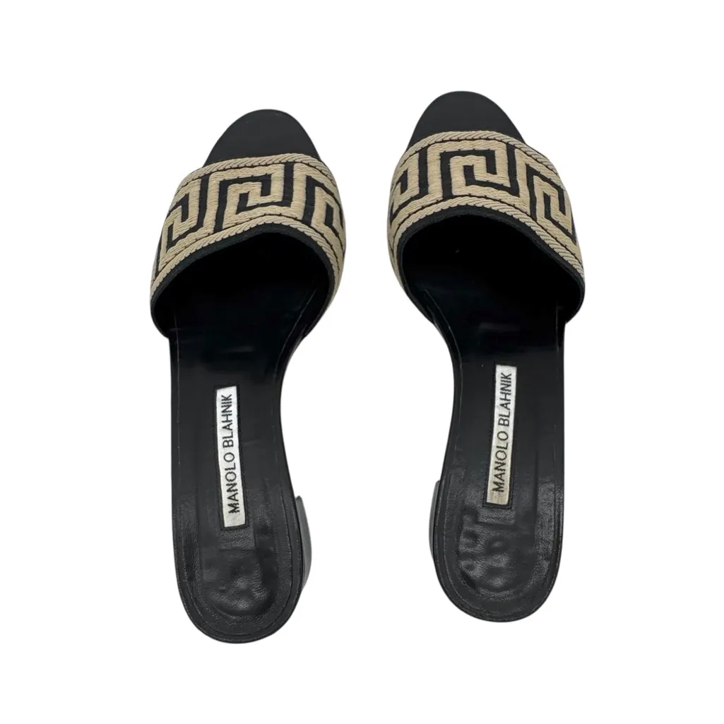 Manolo Blahnik  Zigzag Chiltern Sandals Women’s Size 37 EU 7 US. - Image 9