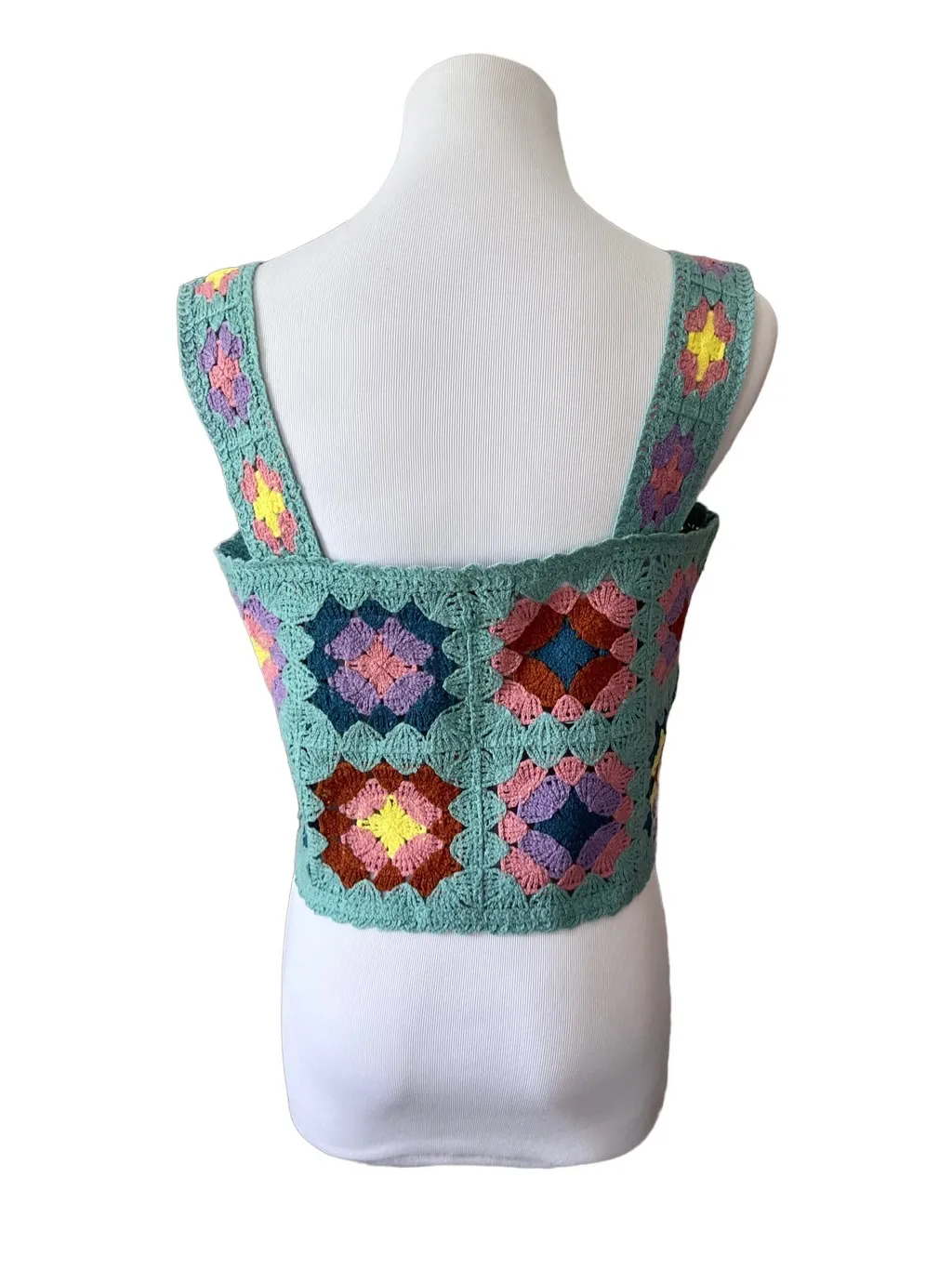 Bohemian Granny Squares Crocheted Crop Tank Top Green MEDIUM NWT - Image 3