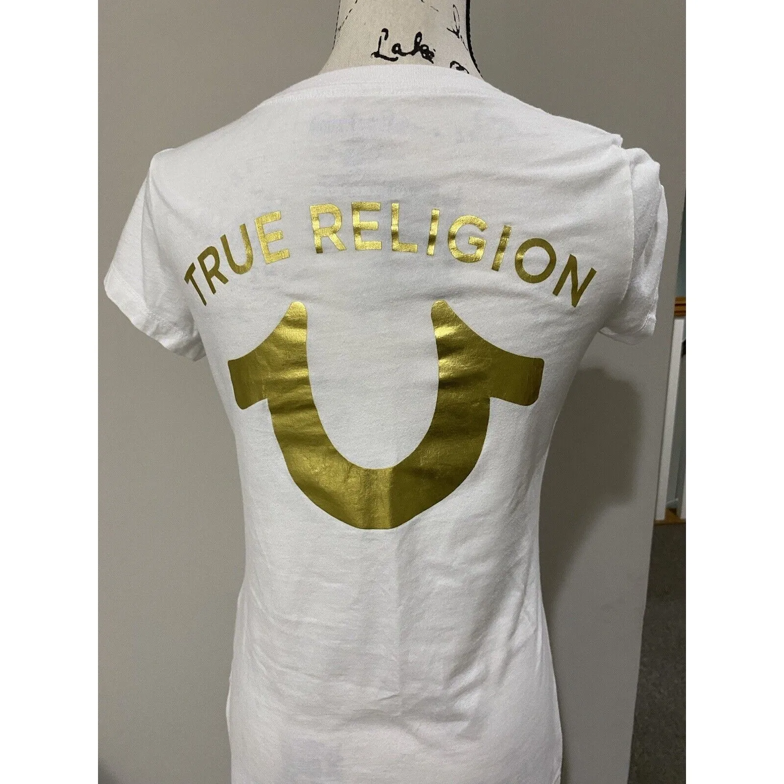 True Religion Women's Circle Horseshoe Gold Metallic Foil Logo T-Shirt Xs/tp EUC - Image 7